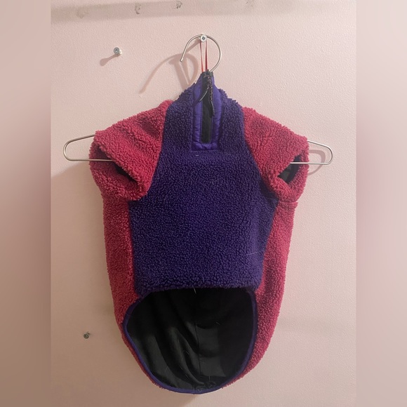 COPY - Canada Pooch hoodie - Picture 2 of 3